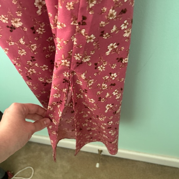 Forever 21 slit dress with bow pink floral women’s size Large - Picture 6 of 6